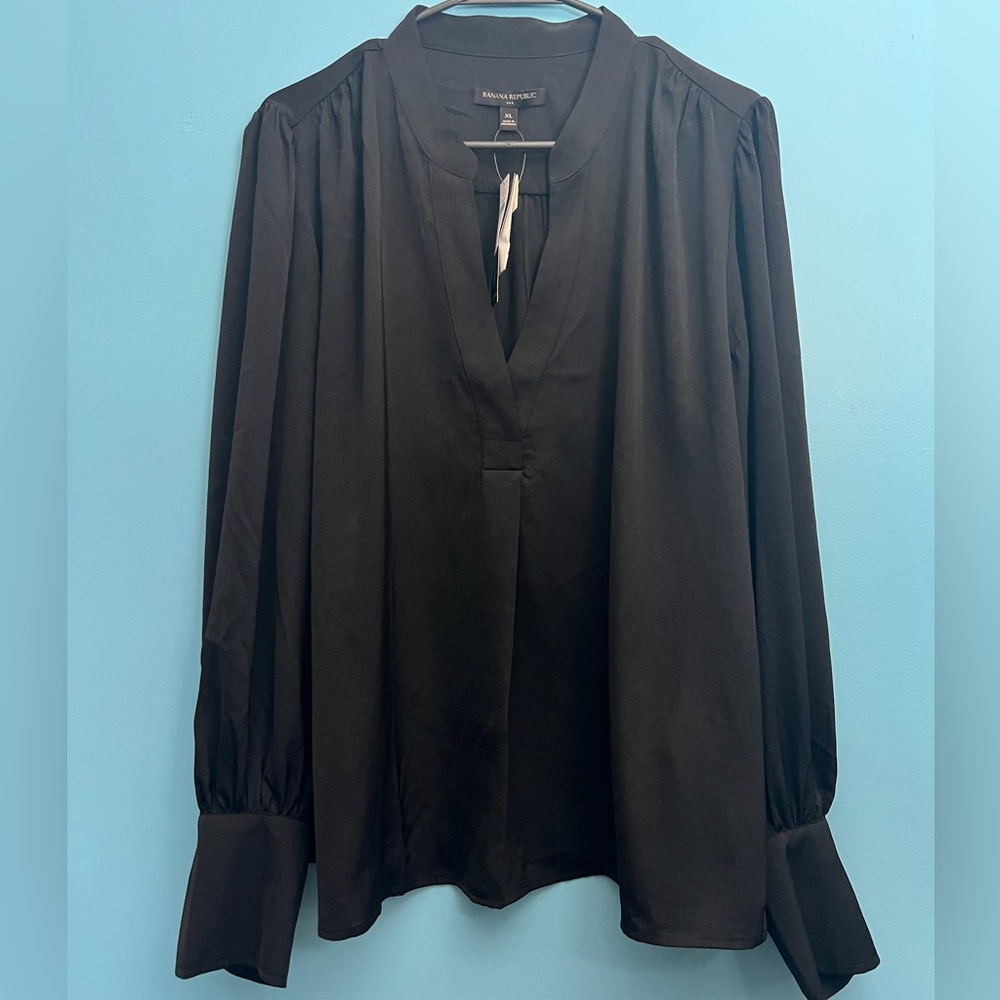 Banana Republic Voluminous Sleeve Blouse (Black)